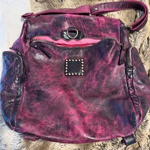 Vintage lusher leather handbag.   Italian leather.  Beautiful bag. Not for me.